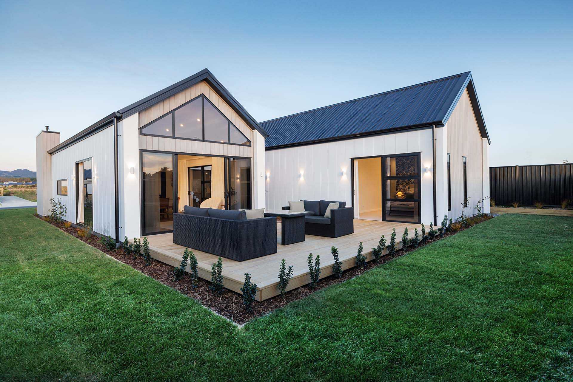  Generation Homes Walk to the water 13 Aarts Place Ruapehu 16 Maru Terrace Wharewaka Taupō exterior back 